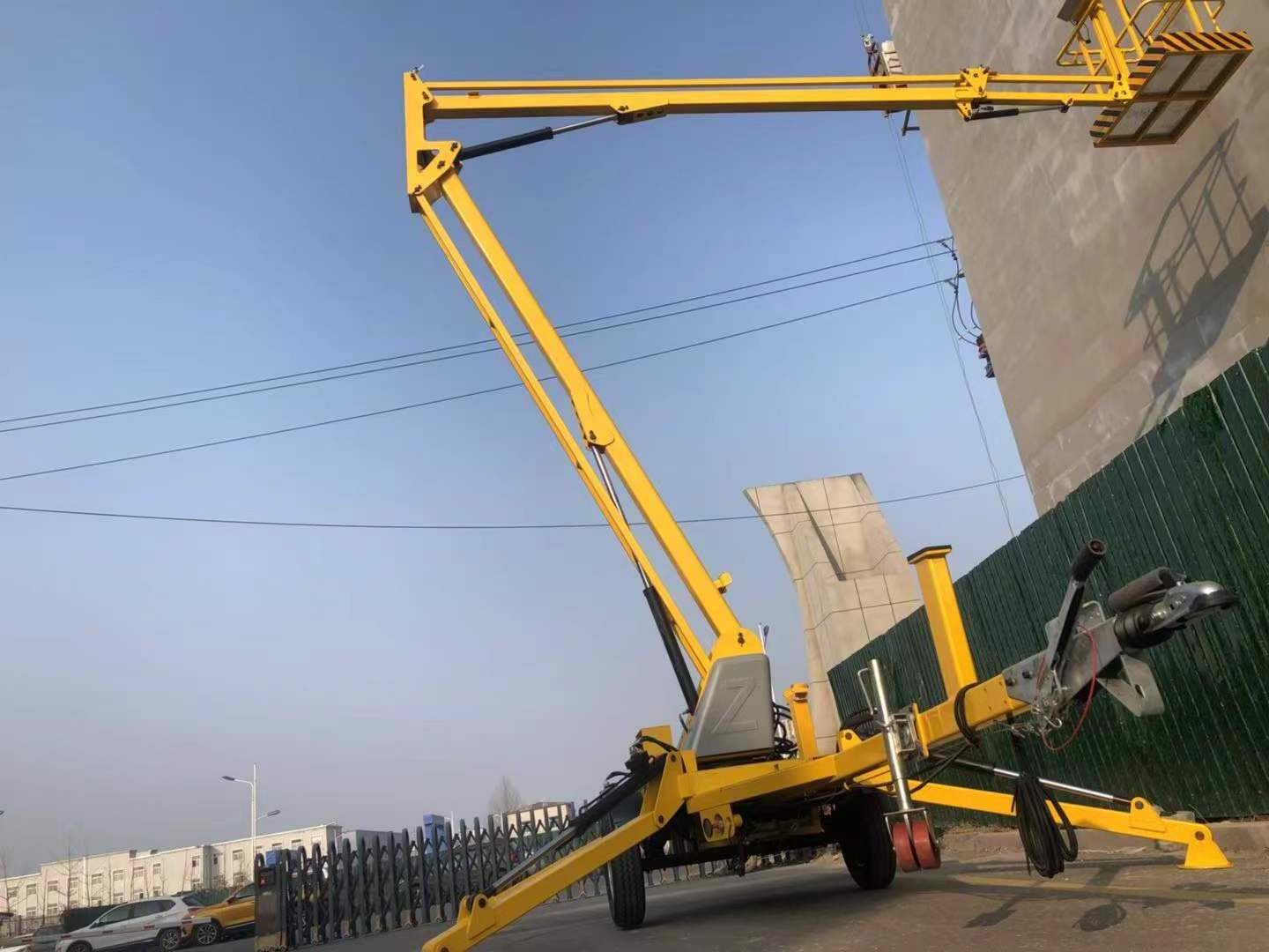 Qiyun  Factory Supplier Hydraulic Towable Trailer Boom Man Lift Cherry Picker Spider Platform for Sale ISO9001/CE 10-20m