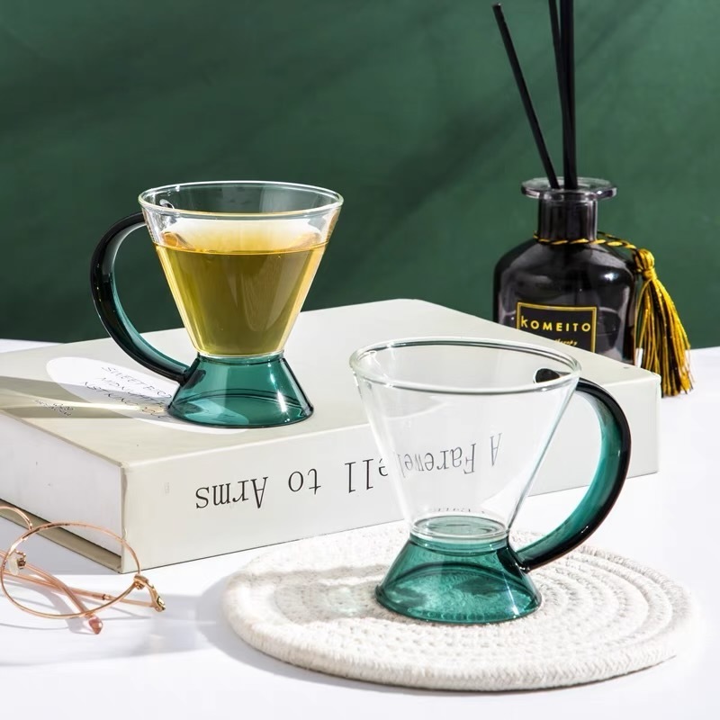 Decorative Heat Resistant Glass Teapot With strainer Infuser And Lid infusion tea pot set in stock