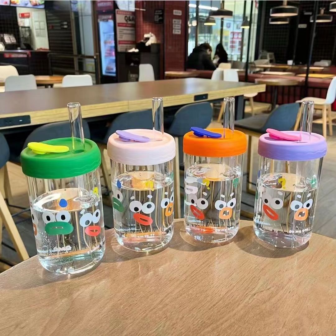 Tumbler Iced Coffee Cups Drinking Glasses Beer Bottle Boba Tea Smoothie Juice Cup Glass with Silicone Lid Low MOQ Straw