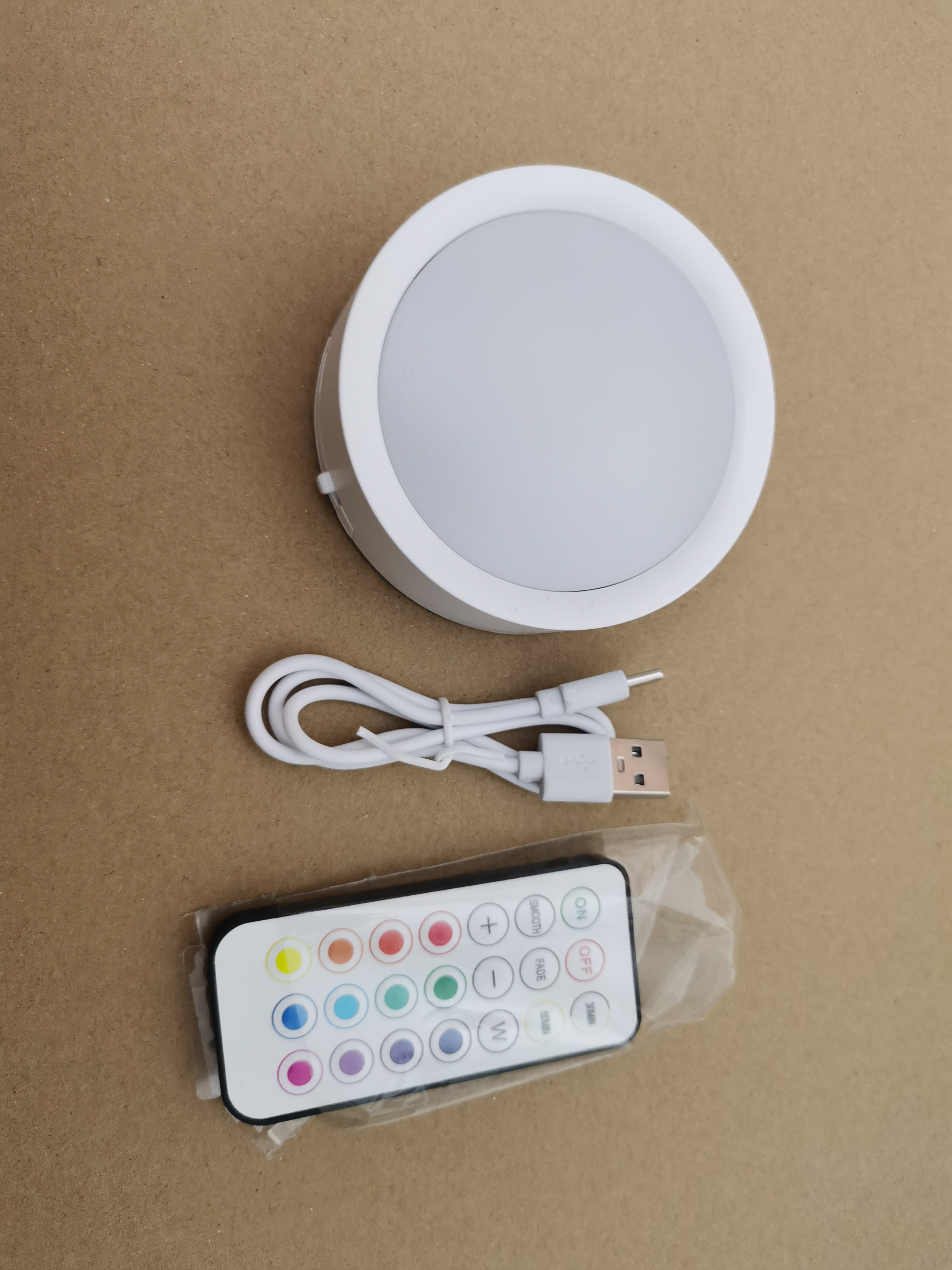 USB Rechargeable Puck Lights with Remote Control Wireless LED Under Cabinet Light Color Changeable Dimmable  Under Counter Light