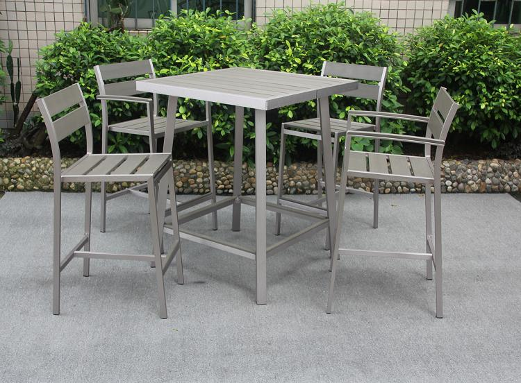 Wholesale New Style good quality China factory Garden Club plastic wood Bar table and chair  Outdoor Patio Beach Bar furniture