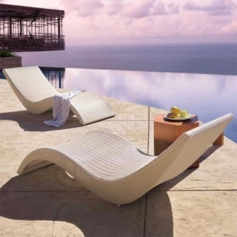 Leisure outdoor furniture rattan double sun bed rattan wicker chaise lounge