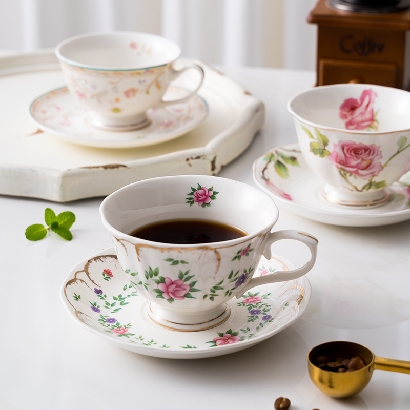 Luxury Floral Elegant Ceramic Porcelain Cup And Saucer Coffee Cup Promotional Gift Set Coffee Mug And Saucer