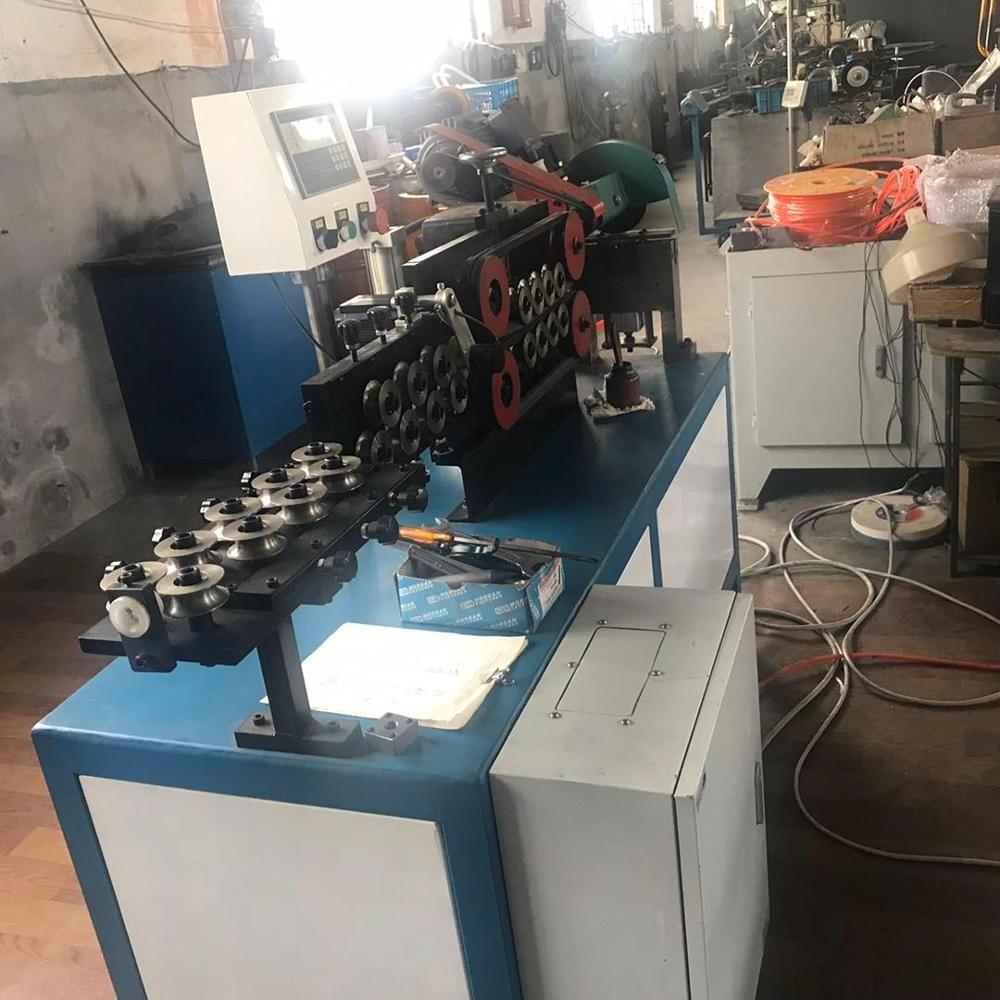 Straightening and cutting machine cutting machine pipe straightening automatic wire straightening and cutting machine