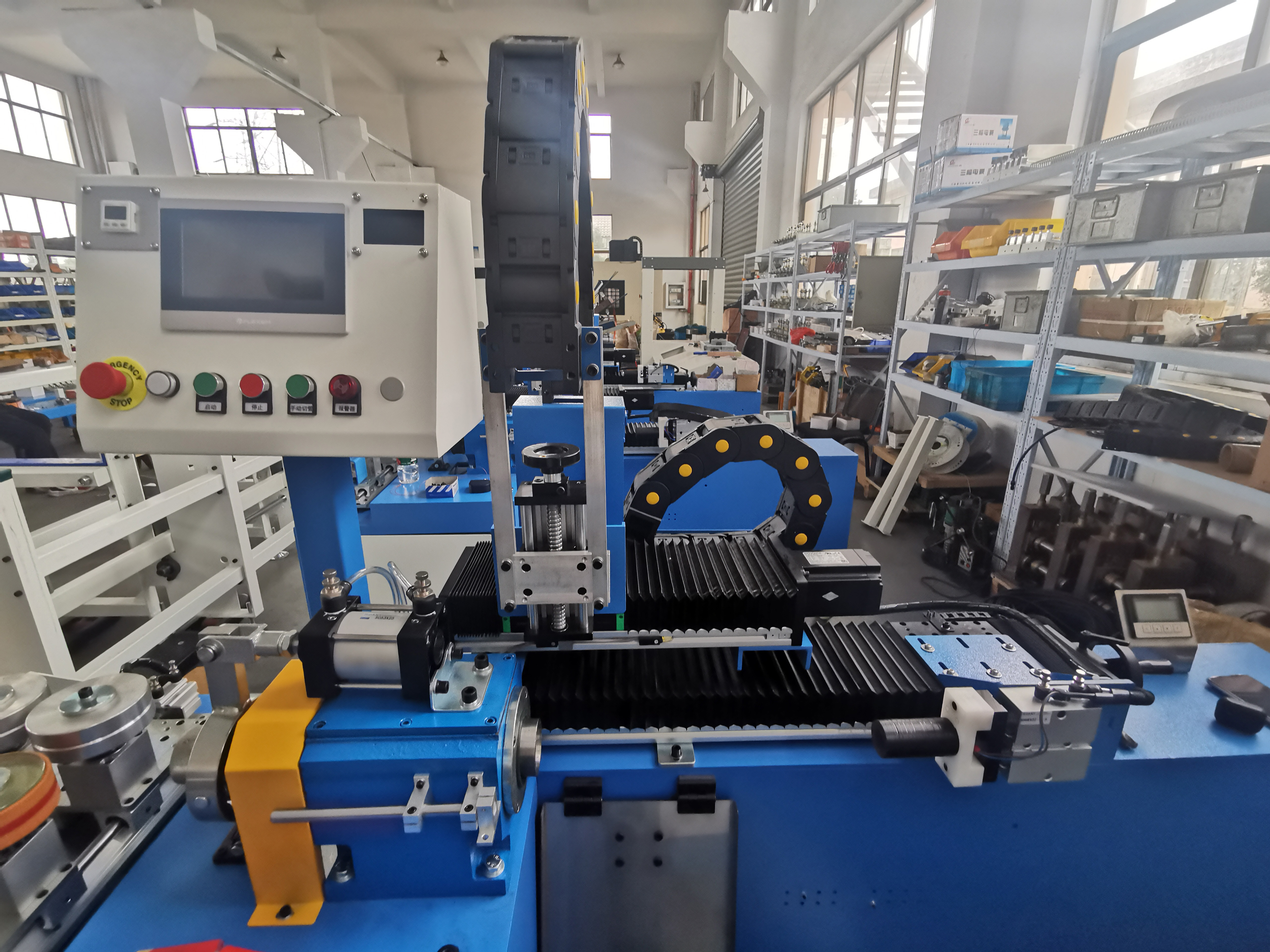 Quality assurance factory direct sales of fully automatic metal tube laser slotting equipment