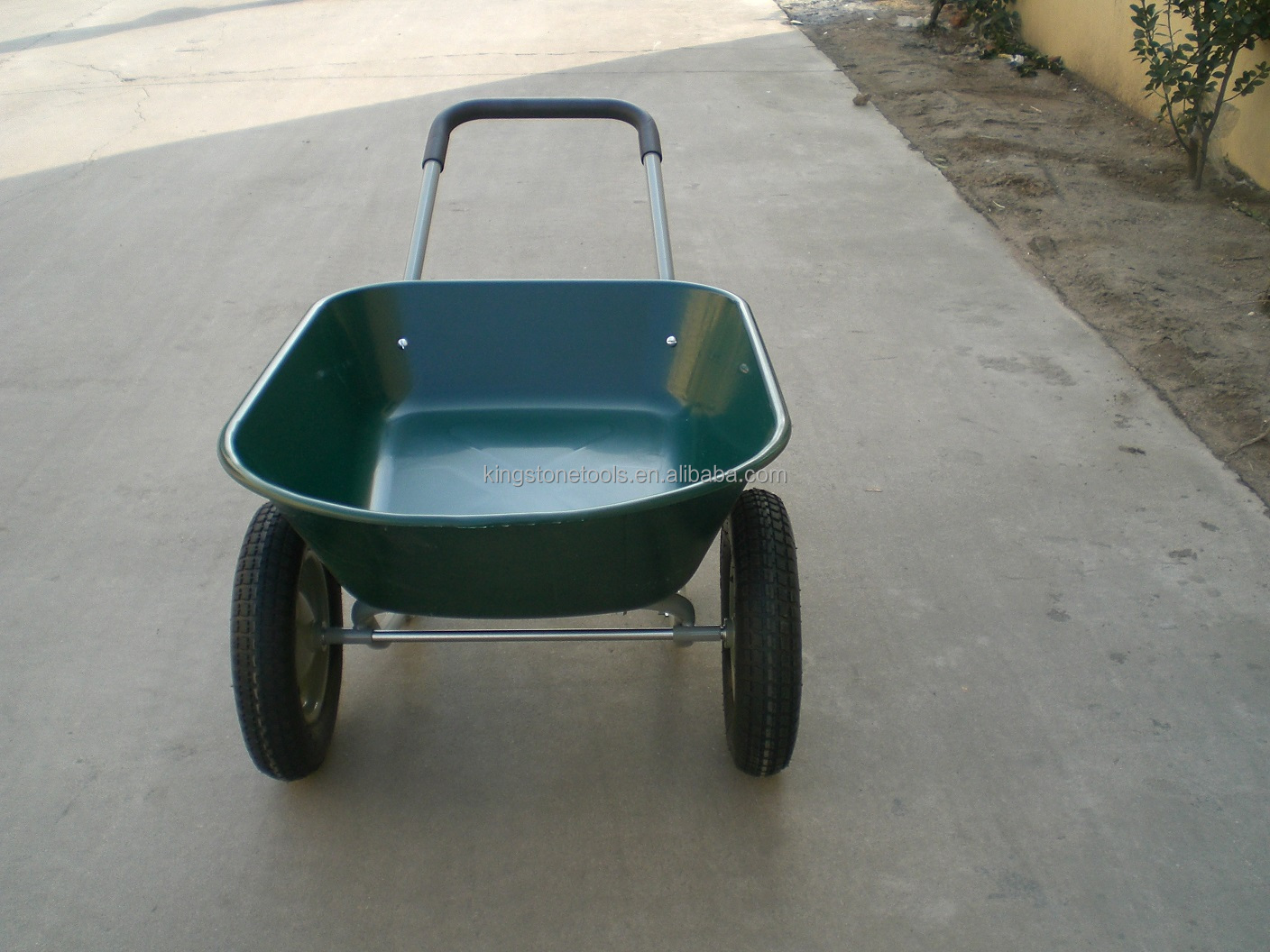 Two Wheel Poly Plastic Tray Garden Yard Wheelbarrow