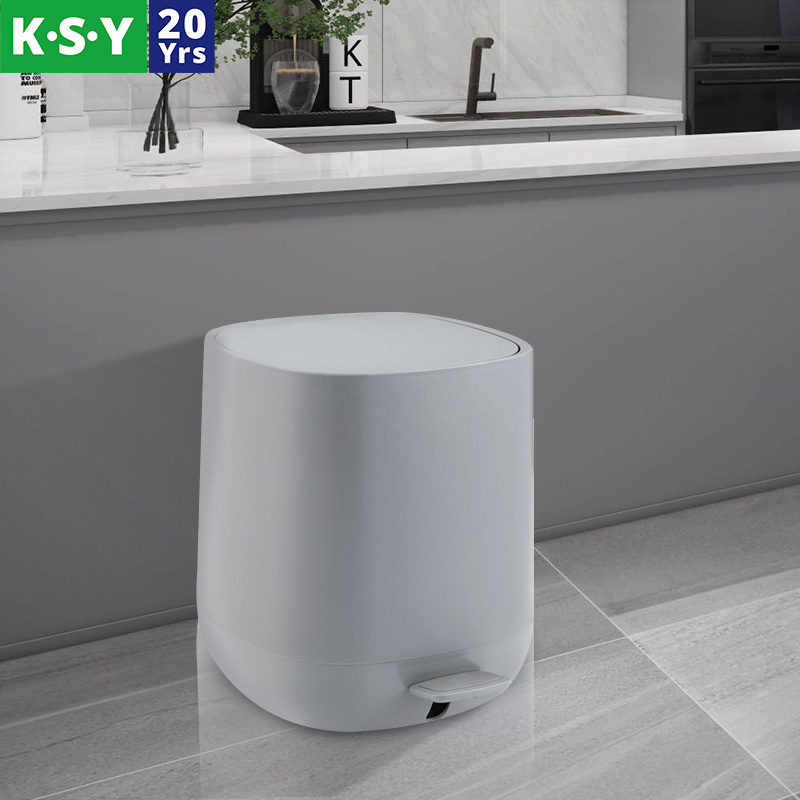 Office Kitchen Bathroom Dustbin 5l Plastic Hot Foot Step Waste Can Plastic Waste Bin with Lock Lid Home Trash Can Kitchen House