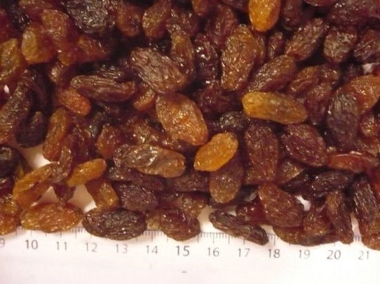 whole sale factory price Xinjiang natural drying dried raisin currant raisins sultana