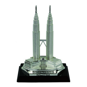 Directly Supplier Customized Silver Petronas Twin Towers 3D model building  Malaysia Souvenir 3D Building Model