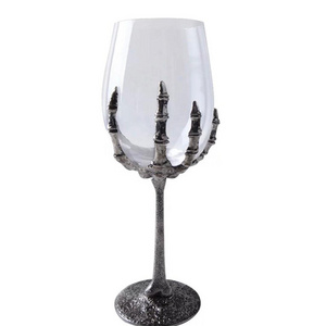 Custom Halloween Metal Skeleton Hand goblet Wine Glass Luxury Retro Vintage Unique Wine Glasses  Wholesale