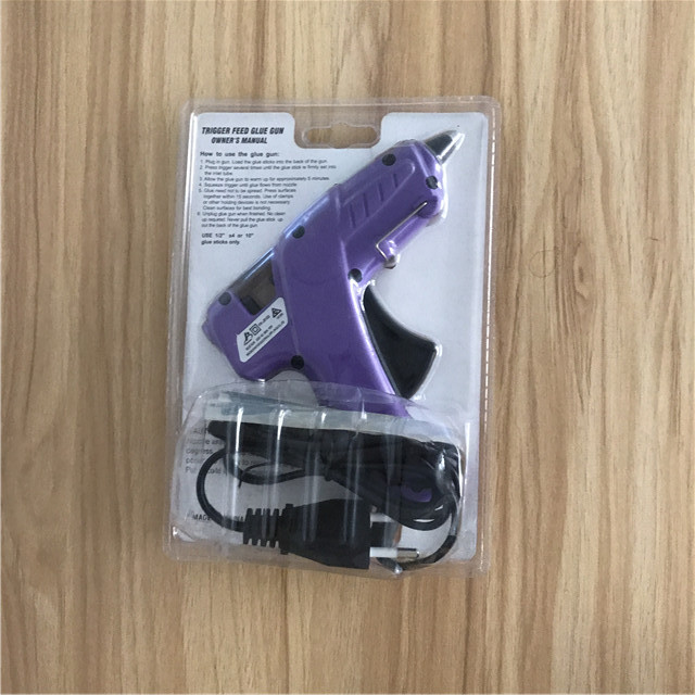 small    hot glue gun with glue sticks