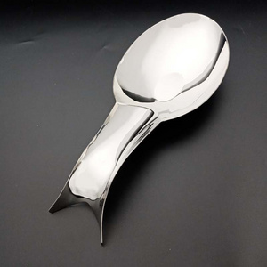 new arrival kitchen gadgets accessories wholesale cooking utensils fish dish pan holder stainless steel spoon rest