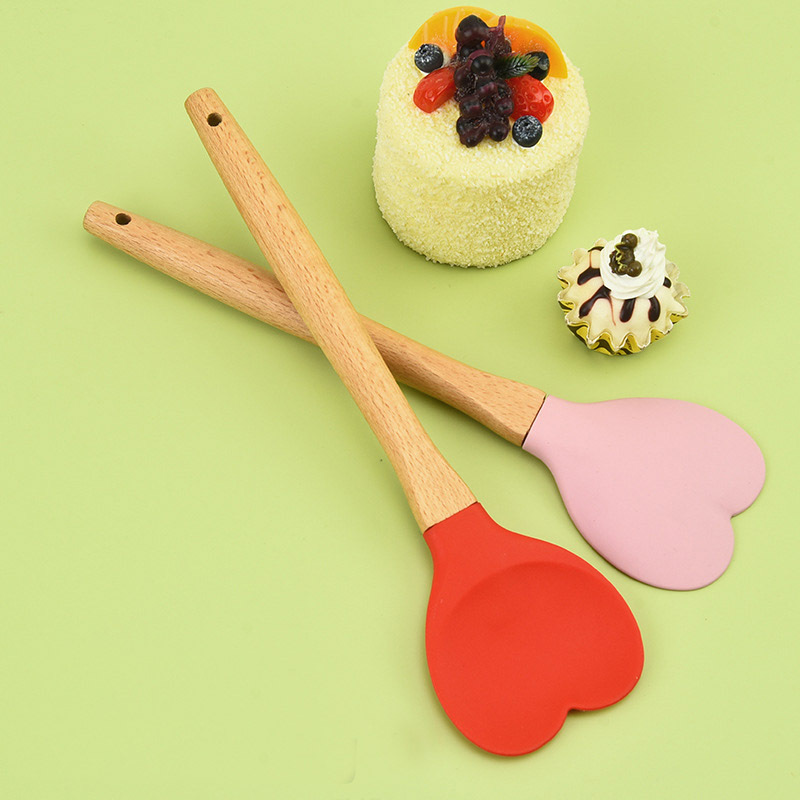 NEW promotion food safe gift kitchen accessories cooking & baking tools non stick heart shape silicone spatula