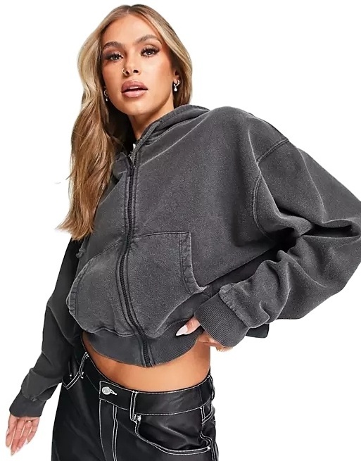 KY 100% Cotton washed black Drawstring hood Zip fastening Side pockets Ribbed trims Oversized fit hoodie