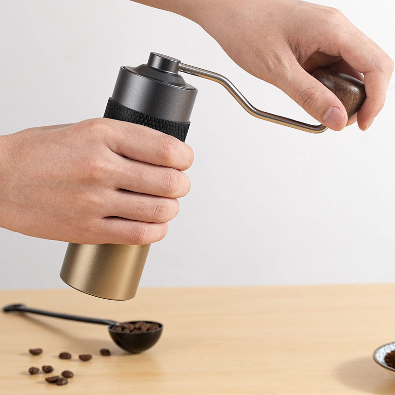 CNC Stainless Steel Core Burr Mixer Grinder Machine Portable Espresso Coffee Maker Outdoor Handheld Manual Coffee Grinder