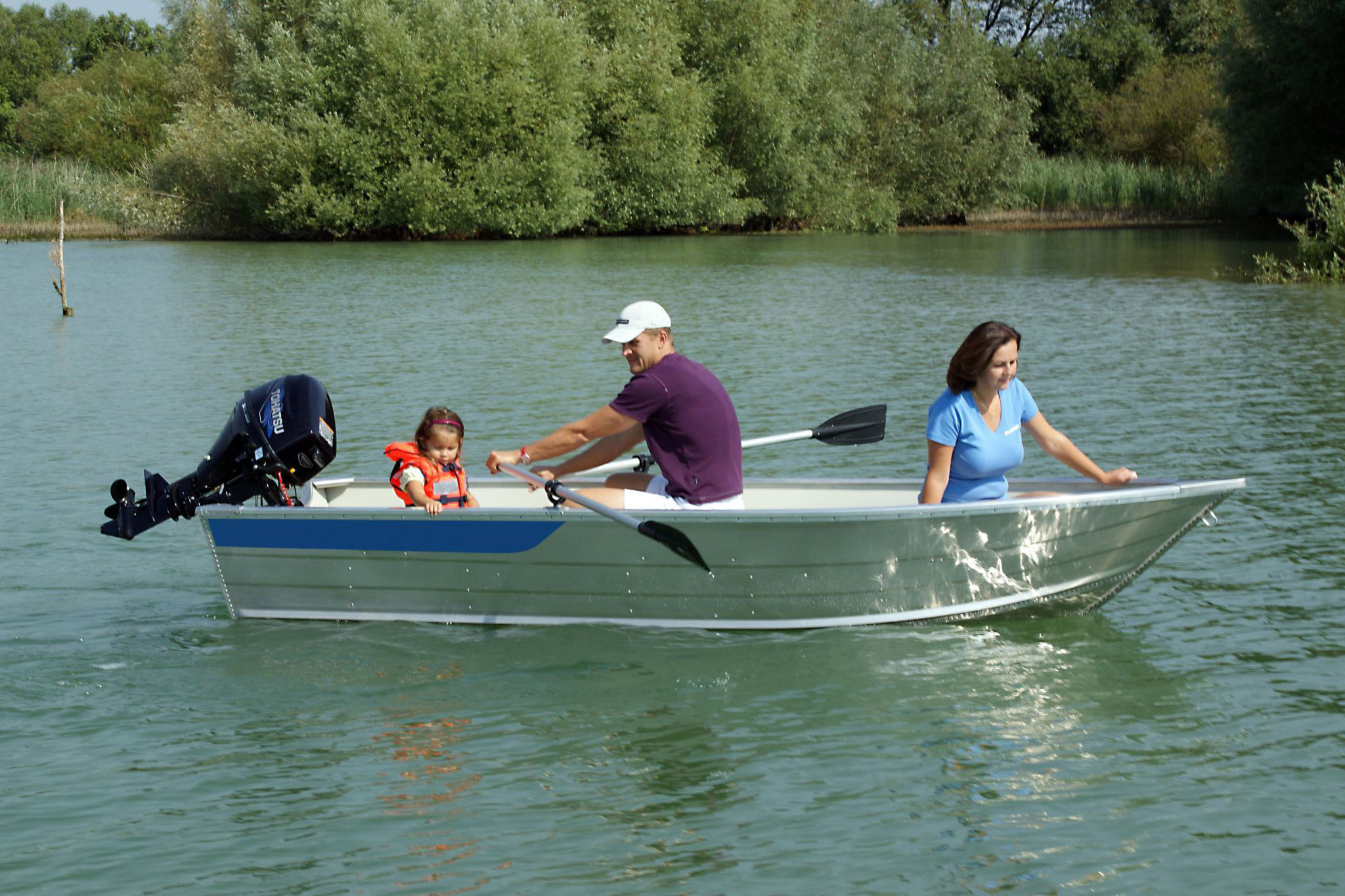 New Factory-Priced All-Welded Aluminum Fishing Jon Boat with Outboard Motors