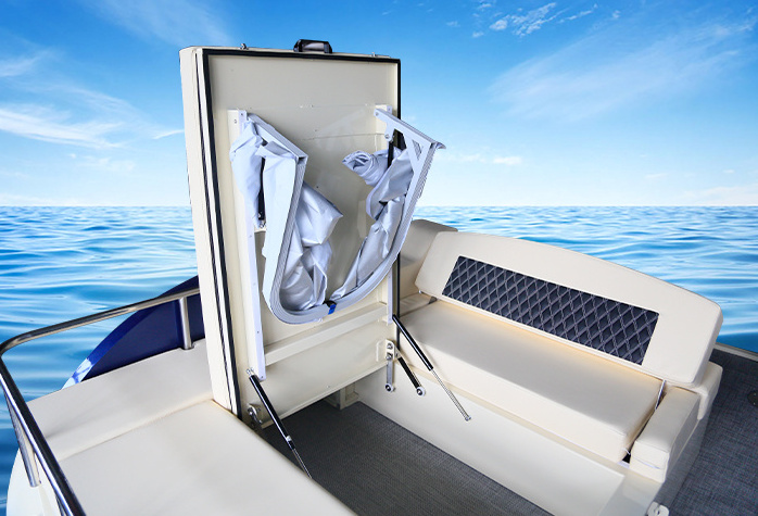 2024 New Arrival Luxury Design 22ft Sport Fiberglass Trition Pontoon Boat for Sale