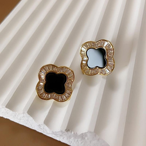 KL OEM aretes de trebol de laton Fashion Simple all match black white color 18k gold caladium inlaid brass clover earrings stud