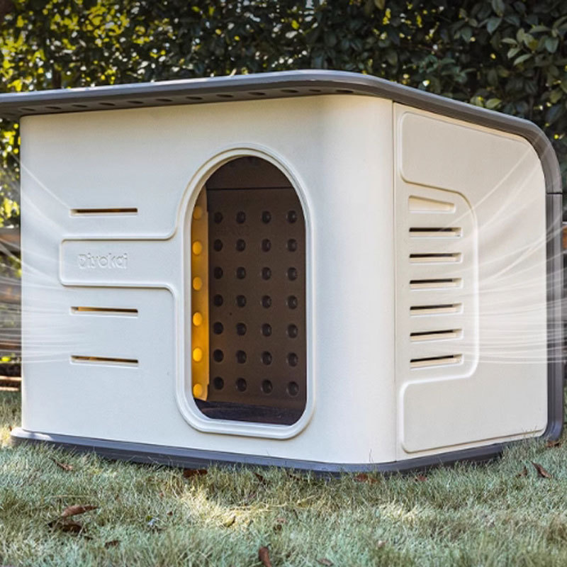 Easy-Clean Modern Outdoor XL Plastic Dog Kennel with Roof