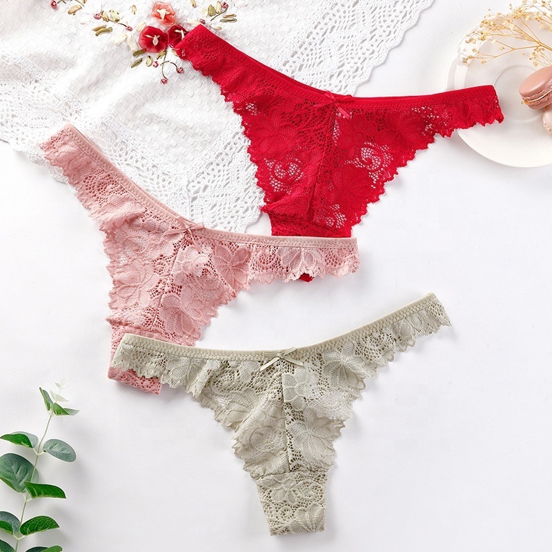 Hollow Out Breathable Anti-Baterial Cotton Material Women Beautiful Low Waist Lace Thongs