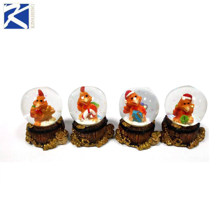 Hot Sale Custom Polyresin Christmas Tiger Souvenirs Snowball