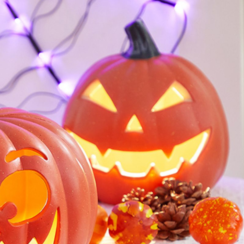 Wholesale Halloween Gifts Crafts Figurines Home Decor LED Halloween Pumpkin With Light Lantern Decorations