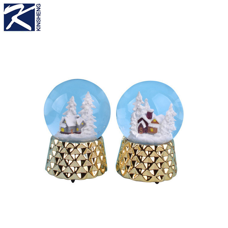 Hot Sale Custom Polyresin Christmas Tiger Souvenirs Snowball