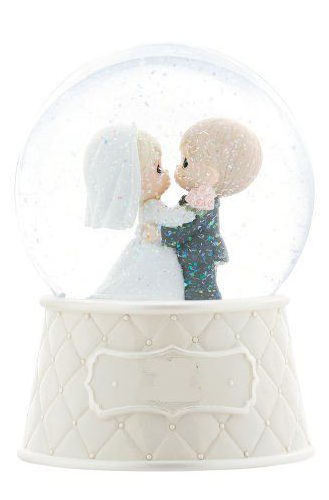 Wedding Gifts Polyresin Valentine's Day Souvenir Dancing Glass Couple Snow Globe