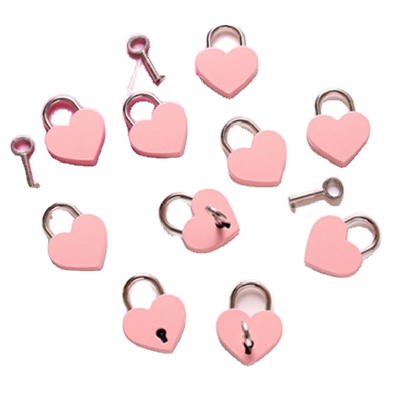 Factory direct selling  Box accessories pink love lock