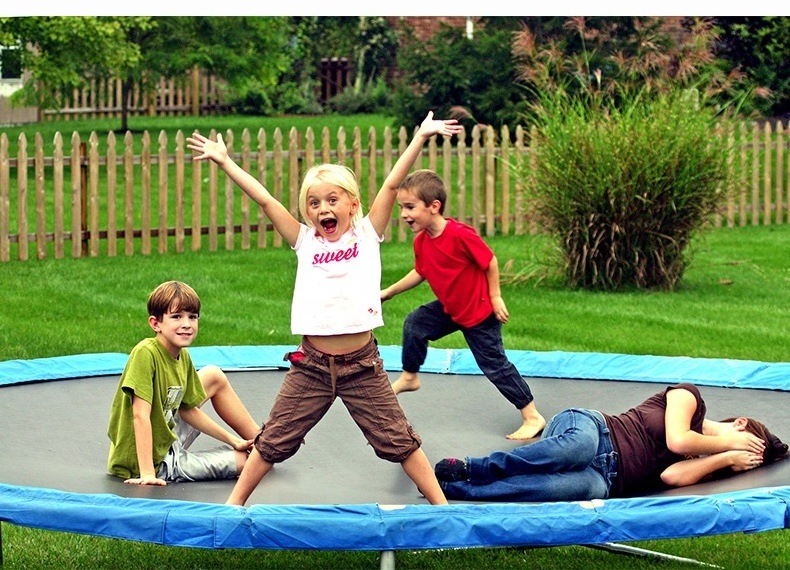 Kids play ground equipment outdoor mini 14ft 15ft 16ft trampoline with enclosure net