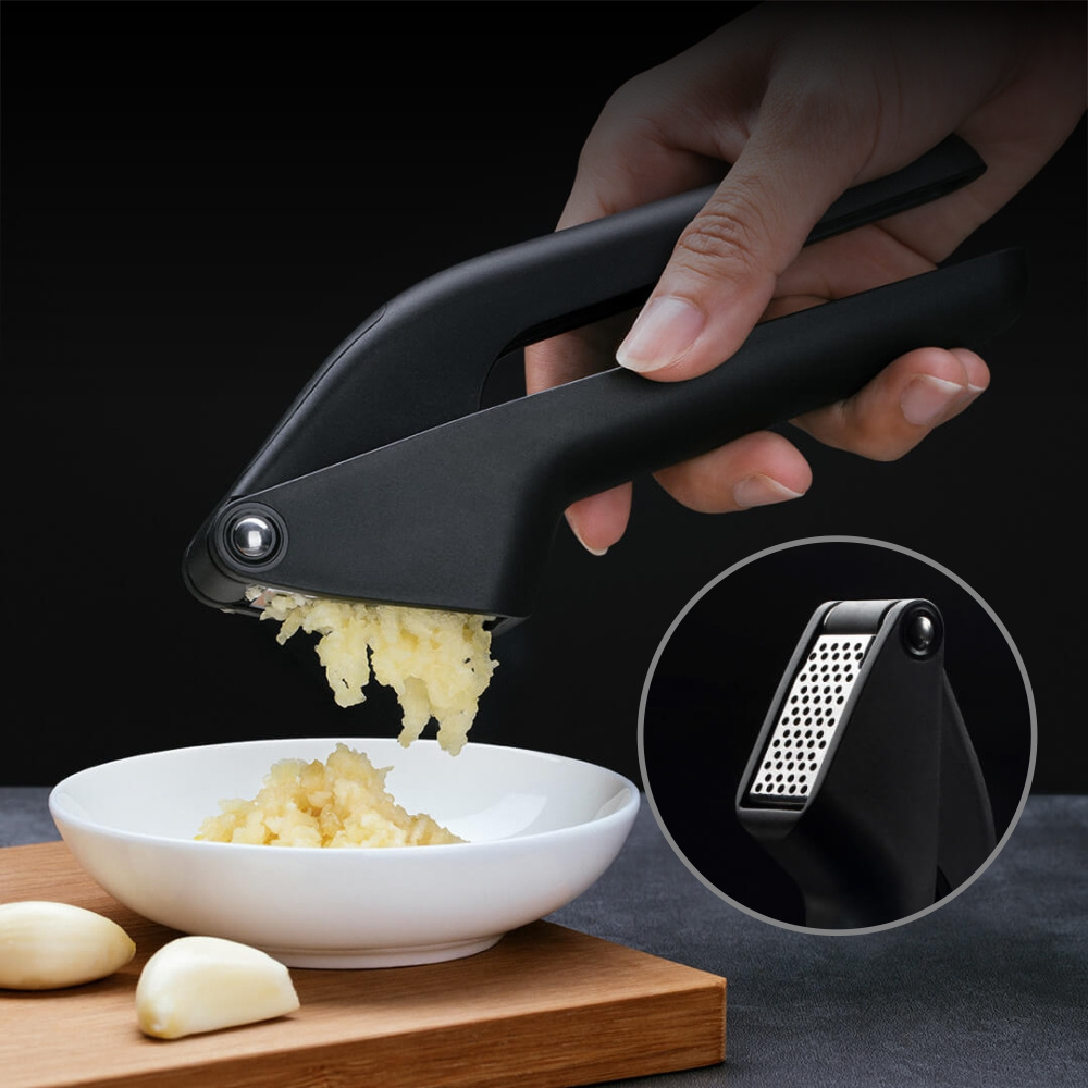 Simple Manual Safety Garlic Gadget Handheld Tools Turnover Crusher Kitchen Accessories Stainless Steel Garlic Press