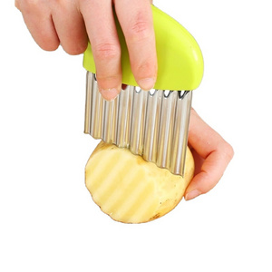 Stainless Steel Potato Chip Slicer Wrinkled French Fries Salad Corrugated Cutting Chopped Potato Slices Knife Convenient Gadget