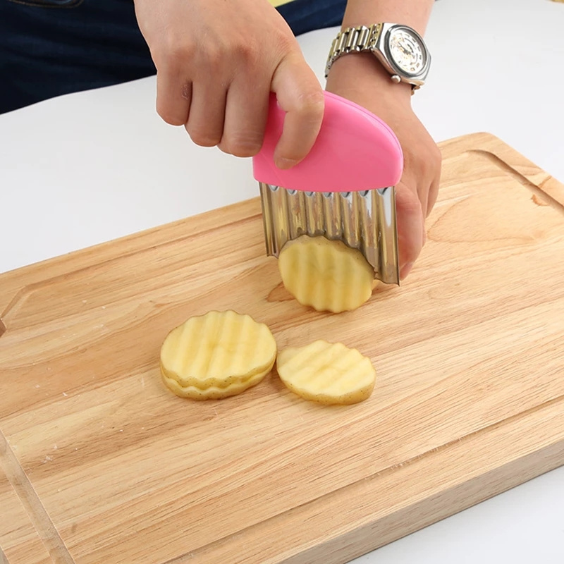 Stainless Steel Potato Chip Slicer Wrinkled French Fries Salad Corrugated Cutting Chopped Potato Slices Knife Convenient Gadget