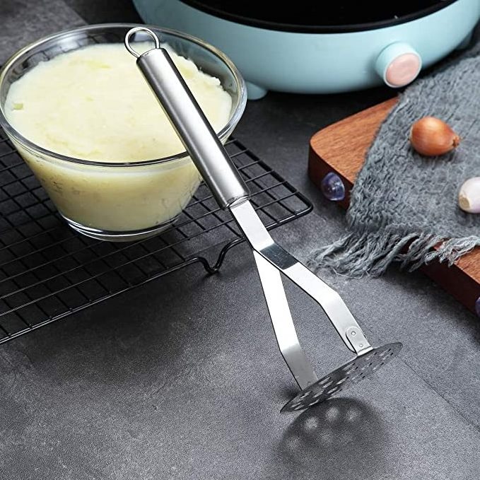 Heavy Duty Metal Stainless steel Fruit Vegetable Potato Ricer Food Masher Utensil Hand Masher