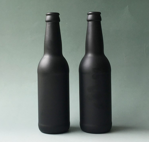 Haonai 330ml amber matt black frosted color glass beer bottle