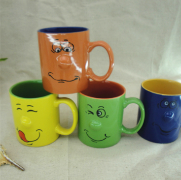 Colorful Ceramic Smile Face Nose Mug