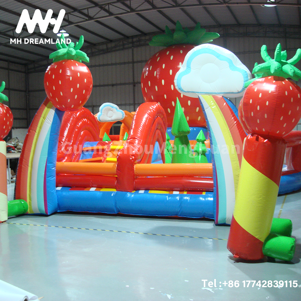 Hot Selling Inflatable Bounce House Strawberry Castle Water Slide Bouncer Combo PartyJumping for Outdoor Gamme