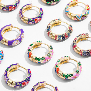 new fashion custom enamel flower huggie hoop earrings multi colored enamel hoop earrings