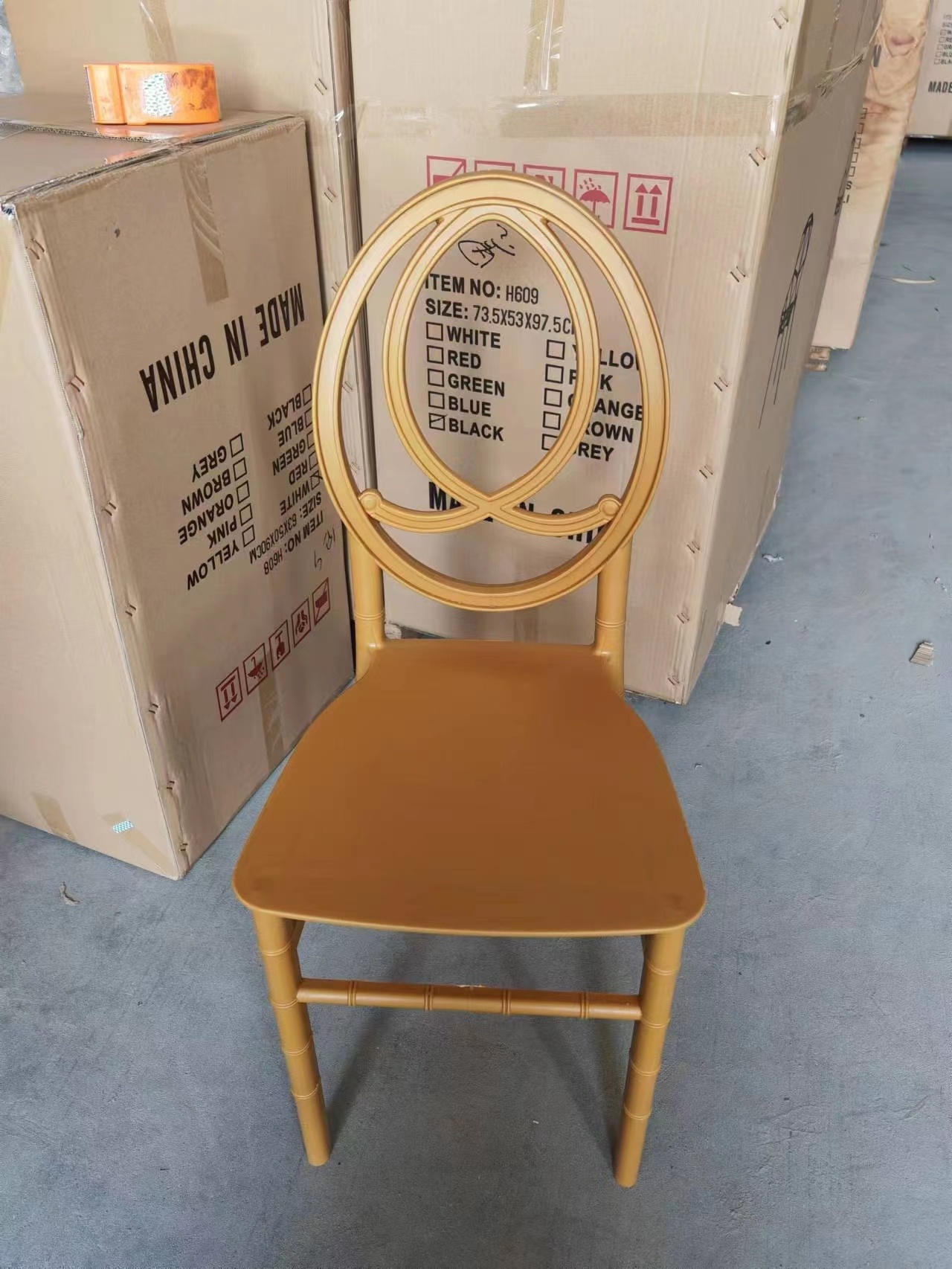 Low Price Used High Back Outdoor Black Stainless Steel Hotel Event Wedding Banquet Chairs Cover Gold Red OEM