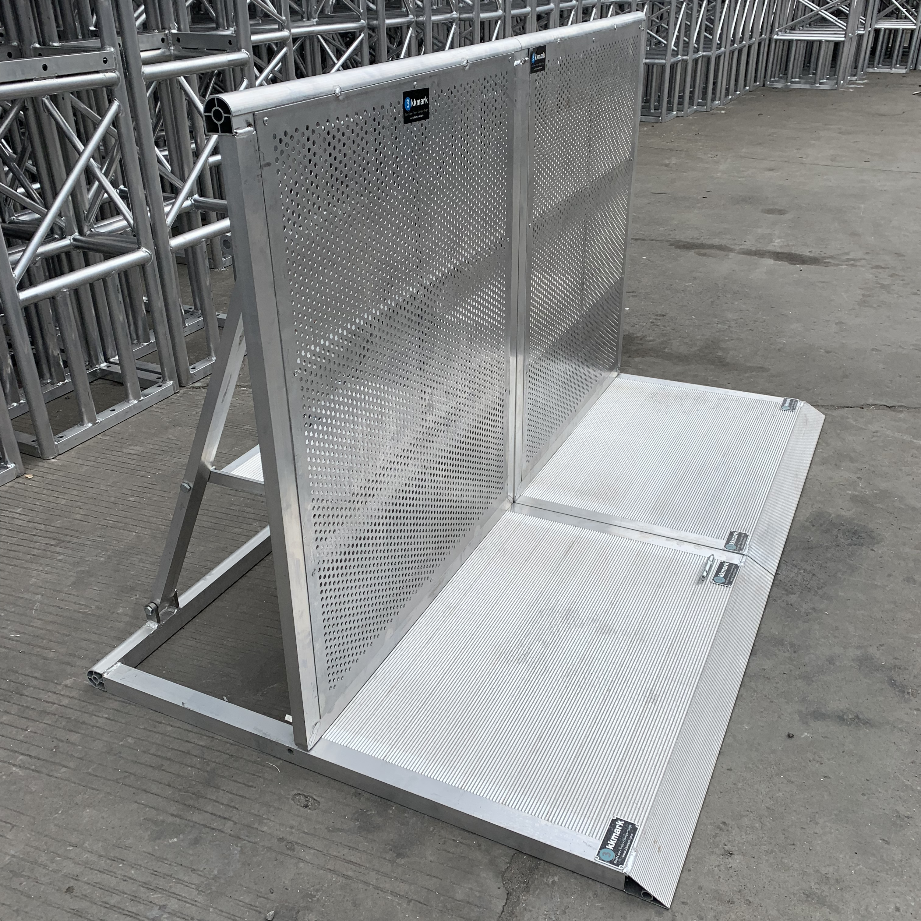 Concert Barricade Crowd Control Aluminum Stage Mojo Barrier