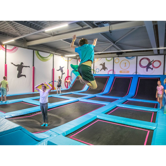 Indoor Amusement Trampoline Park Bungee Playground for Children