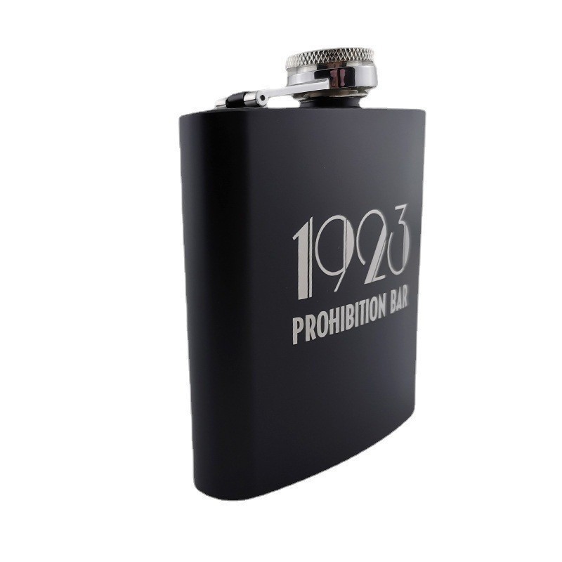 Wholesale metal 6oz Stainless Steel Leakproof Matte Hip Flask Portable Pocket Alcohol Wine Liquor Hip Flask Gift