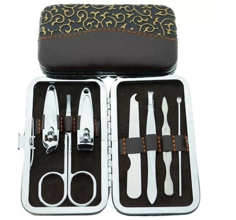 Manicure Kit Professional Grooming Pedicure Nail Care Tools with Travel Case Perfect for Salons Spas Home Use