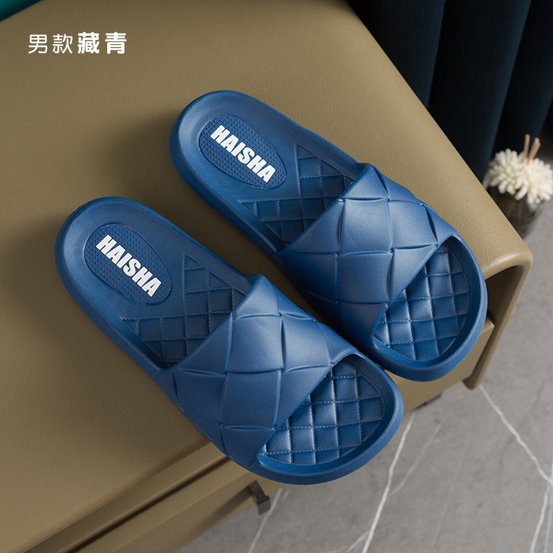 2022 New Design Fashion Anti-slip Women Men Comfortable Sandals EVA Slippers Home Slides Indoor Outdoor Slippers Winter Slippers