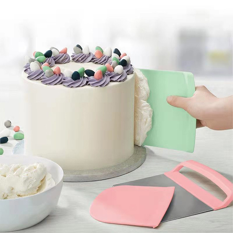 OEM: 3 In 1 Dough Scraper Baking Tools, Dough Cutter Scraper Tool Kitchen Scraper and Chopper for Baking Pastry Cake