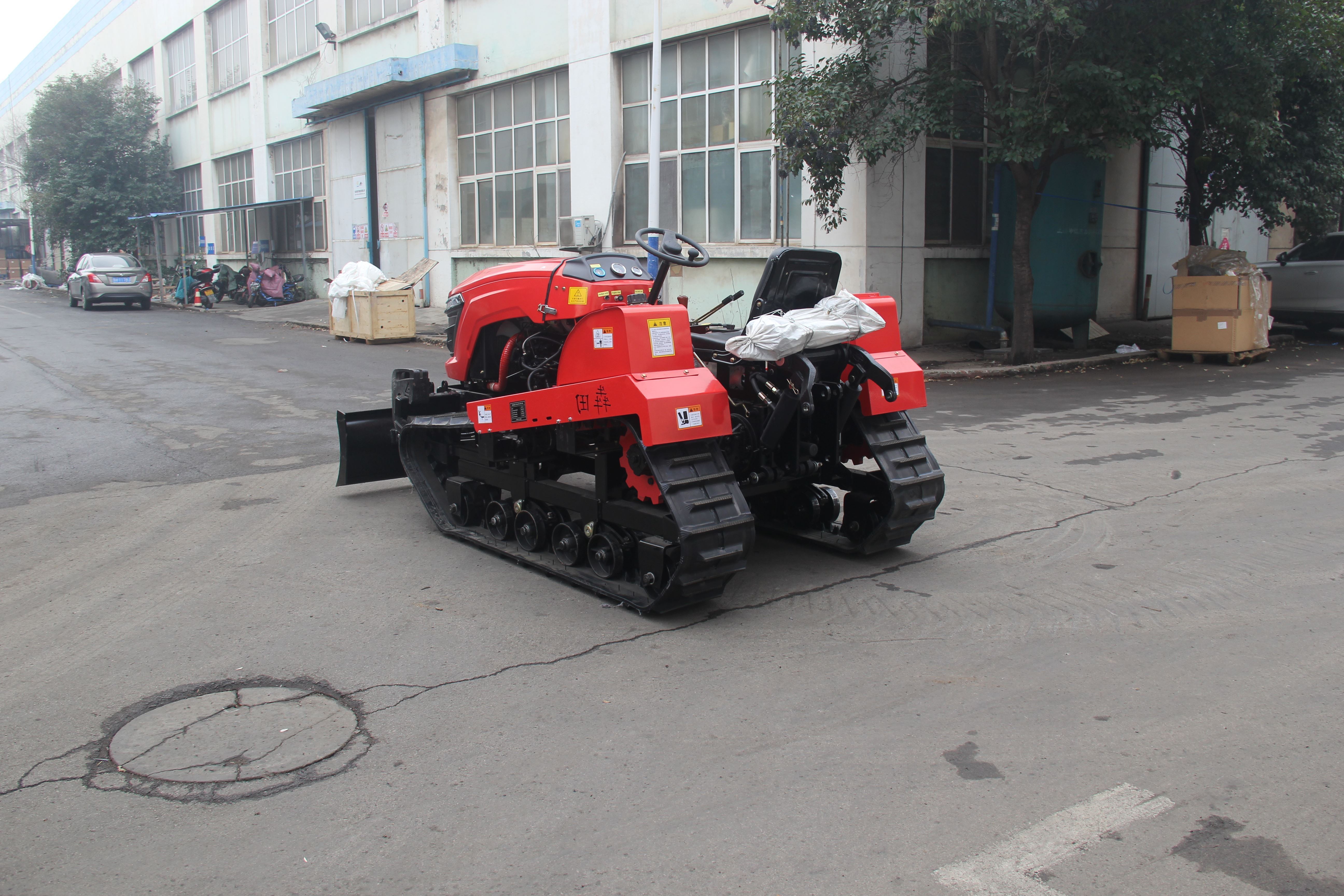 Small Farm Tractors With Rubber Tracks Crawler Tractor Agricultural Machinery 50hp Mini Crawler Tractor for Sale