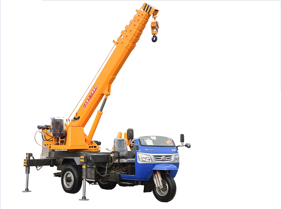 5 ton 6 ton tricycle truck telescopic boom truck mounted crane for sale