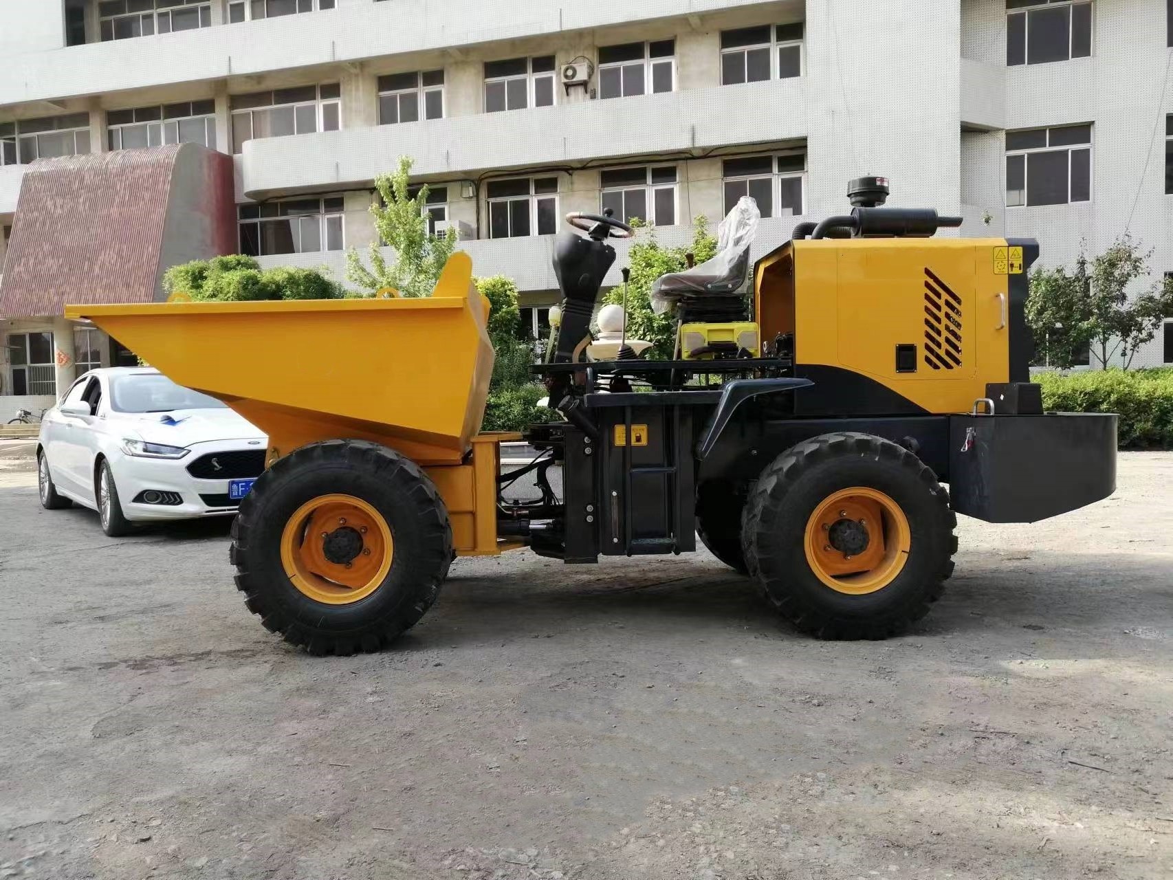 Best selling 2 ton wheel dump 4*4 drive mini dump truck Large load engineering transport vehicle