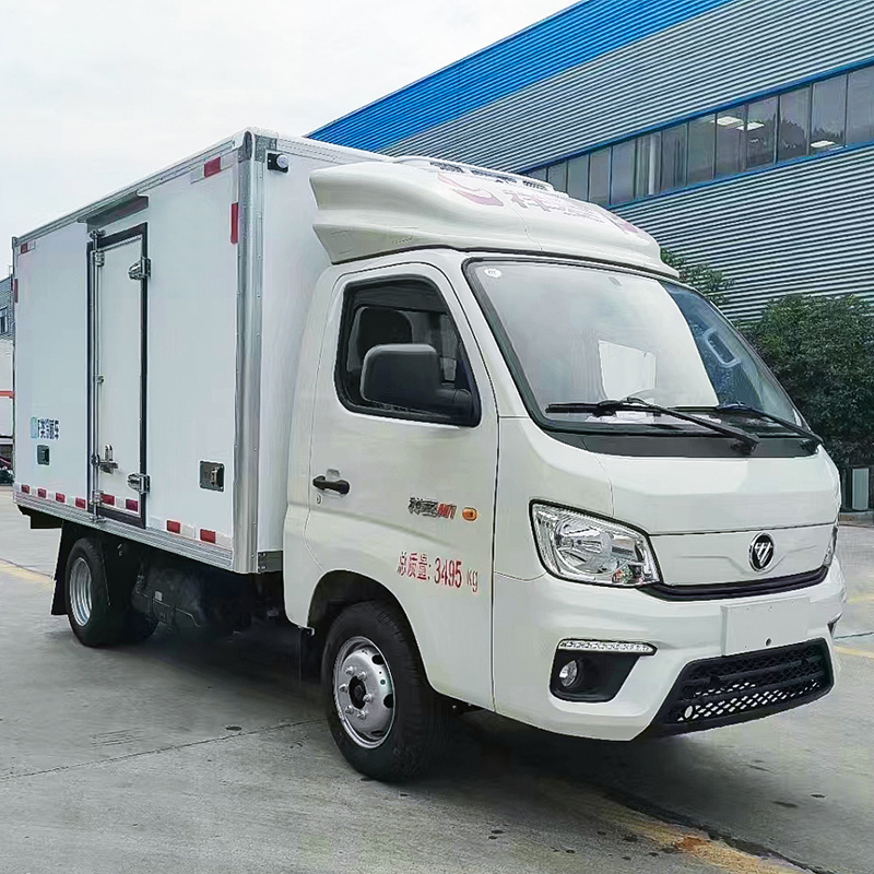 China new or used 2ton Frozen food transportation van refrigerator truck for sale