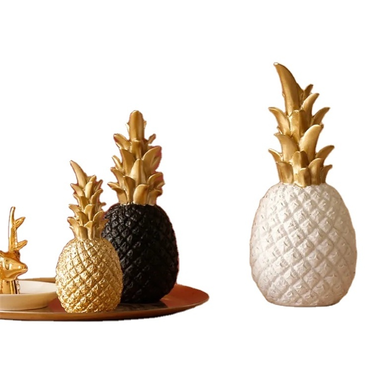 Wholesale Creative Modern Decoration For Home Decor Resin Gold Pineapple Sculpture Ornaments Living Room Table Decoration